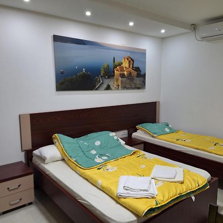 Apartment Delfina オフリド エクステリア 写真